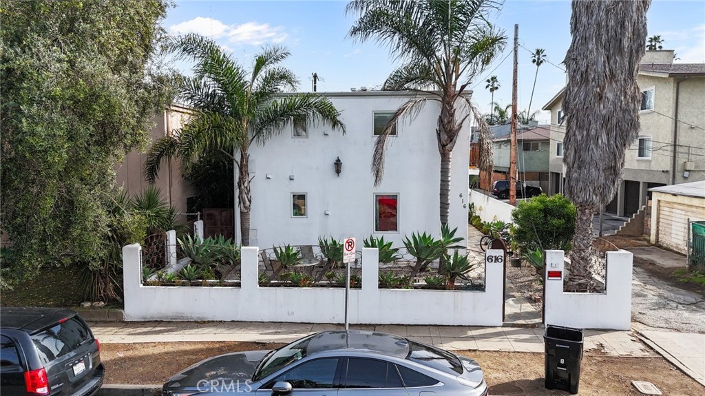 616 Sunset, Venice, CA 90291 exterior