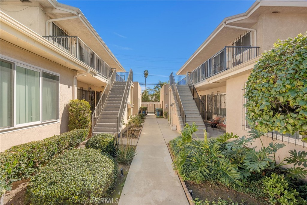 10634 Crenshaw Blvd, Inglewood, CA 90303 exterior