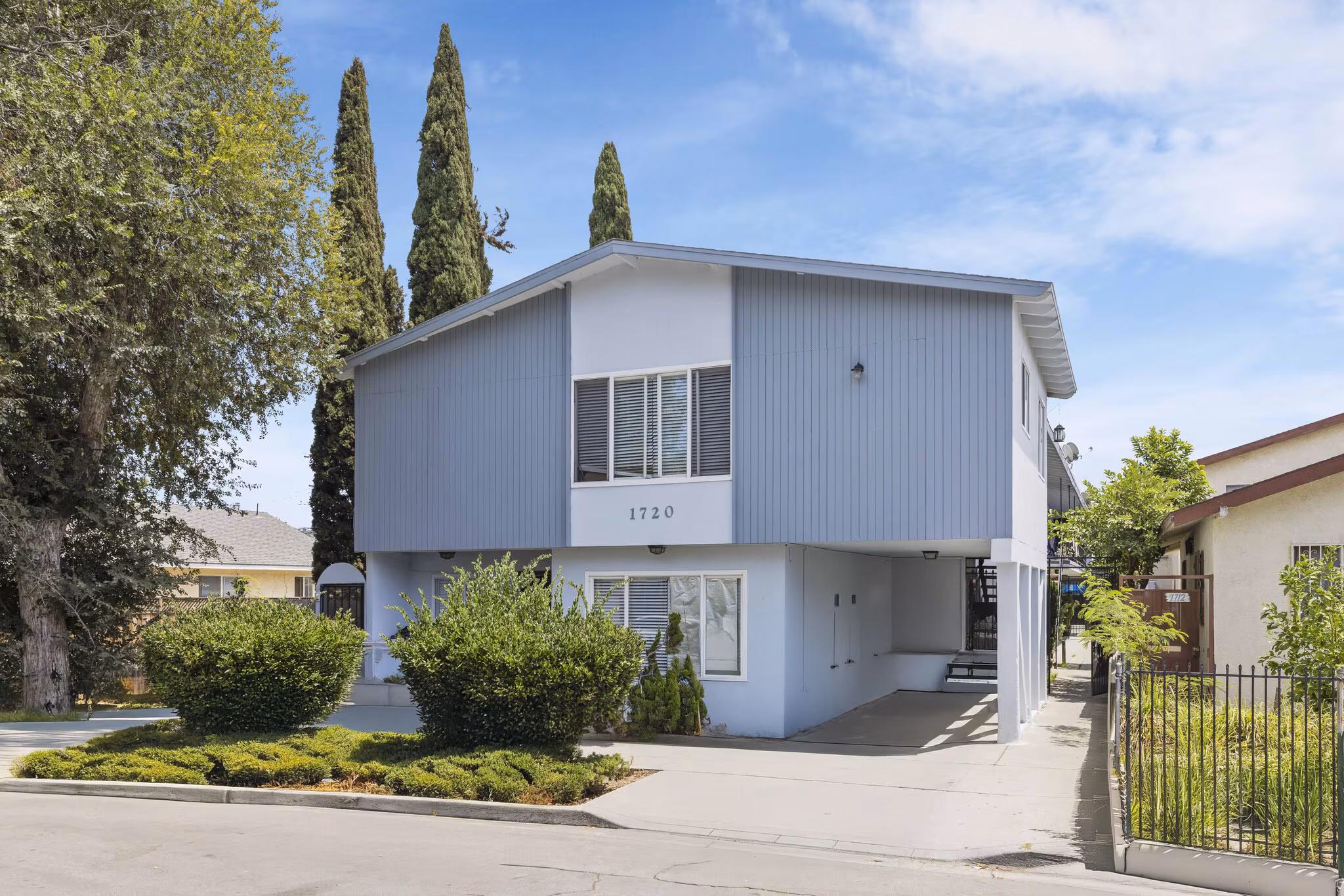 1720 Cerritos Ave, Long Beach, CA 90813 exterior