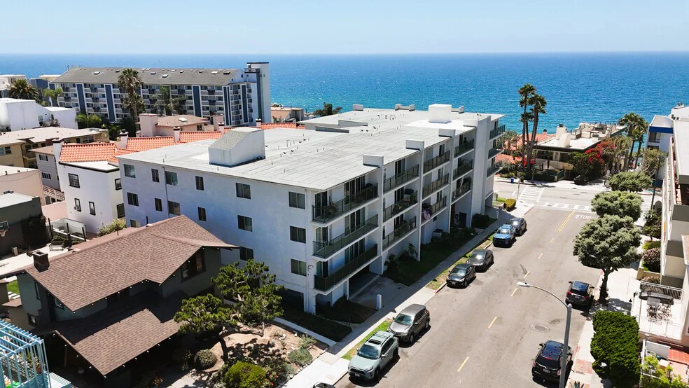 600 Esplanade, Redondo Beach, CA 90277 exterior