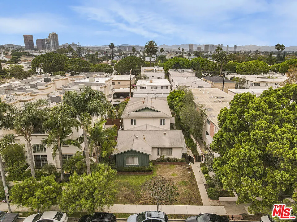 1523 Berkeley St photo