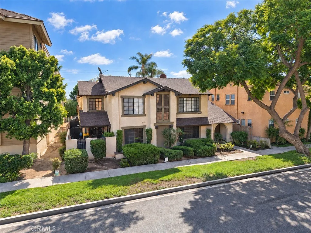 4126 Elm Ave, Long Beach, CA 90807 exterior